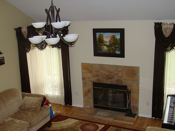 2nd image of 3011 K St NE