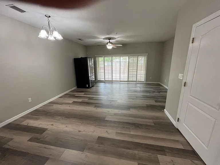 13551 Daniels Landing Cir — Photo 7