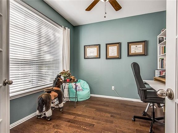 3rd image of 9124 Wiggins Dr