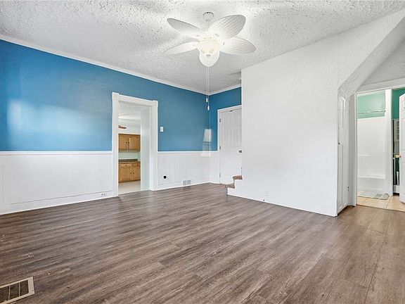 5th image of 518 Cross St