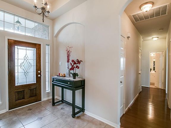 4th image of 9434 Garnet Falls Ln