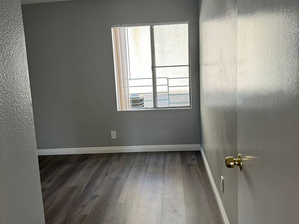 1st image of 5311 Huntington Dr N APT 30
