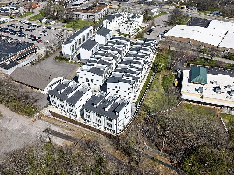 223 Oceola Ave #21 — Photo 85