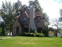 1st image of 539 Agnes St