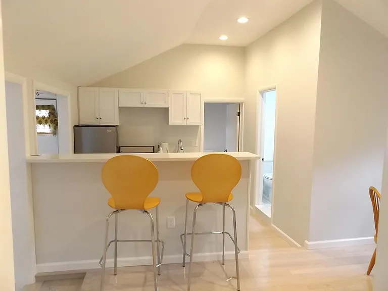 42 Maple St — Photo 17