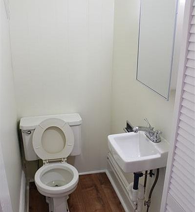 5th image of 389 Coolidge Way
