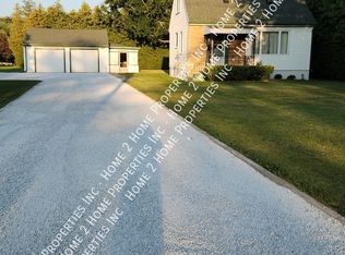 161 Prince Albert St N, Kingsville, ON N9Y 1J8