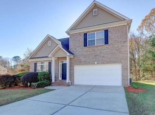 160 Miracle Ln, Fayetteville, GA 30215