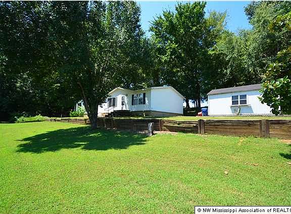 3rd image of 9879 Fox Hill Dr