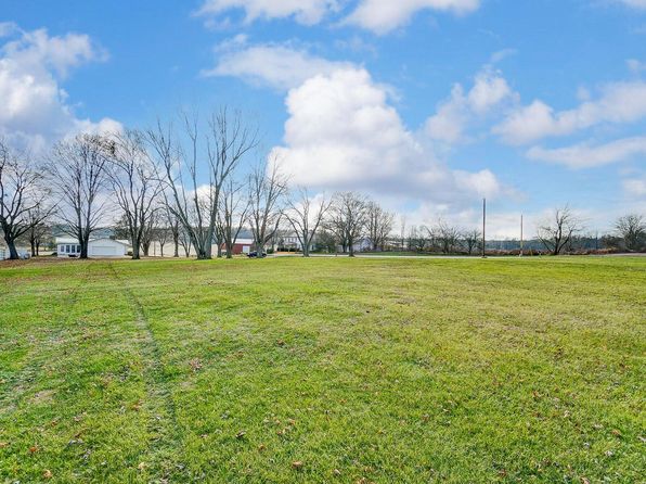 11460 North St, Utica, OH 43080