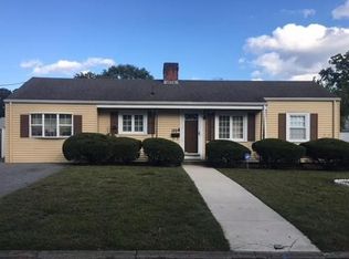 120 Balsam St, Warwick, RI 02888