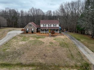 631 Cornwall Rd, Clarksville, TN 37043