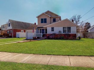 354 Clive Ave, Oceanside, NY