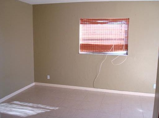 4th image of 708 NW 1st Ave