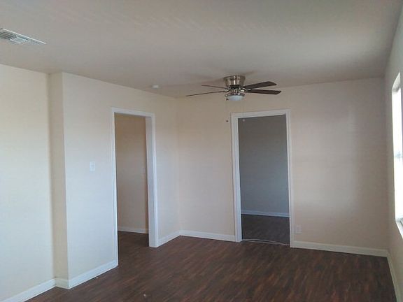 3rd image of 3801 Gaston Dr