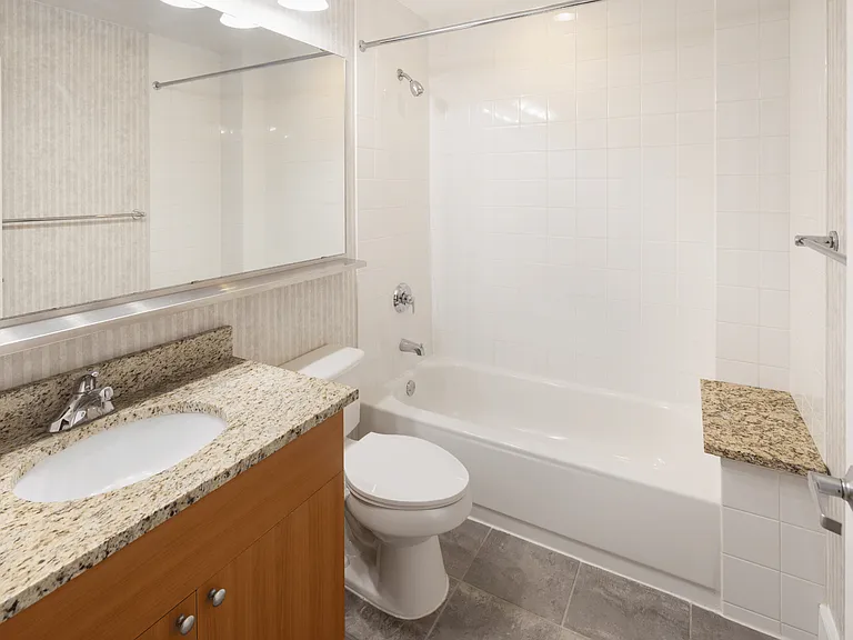 The Lofts at 1835 Arch — Photo 7