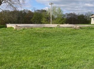 147 Andover Rd, Woodsfield, OH 43793