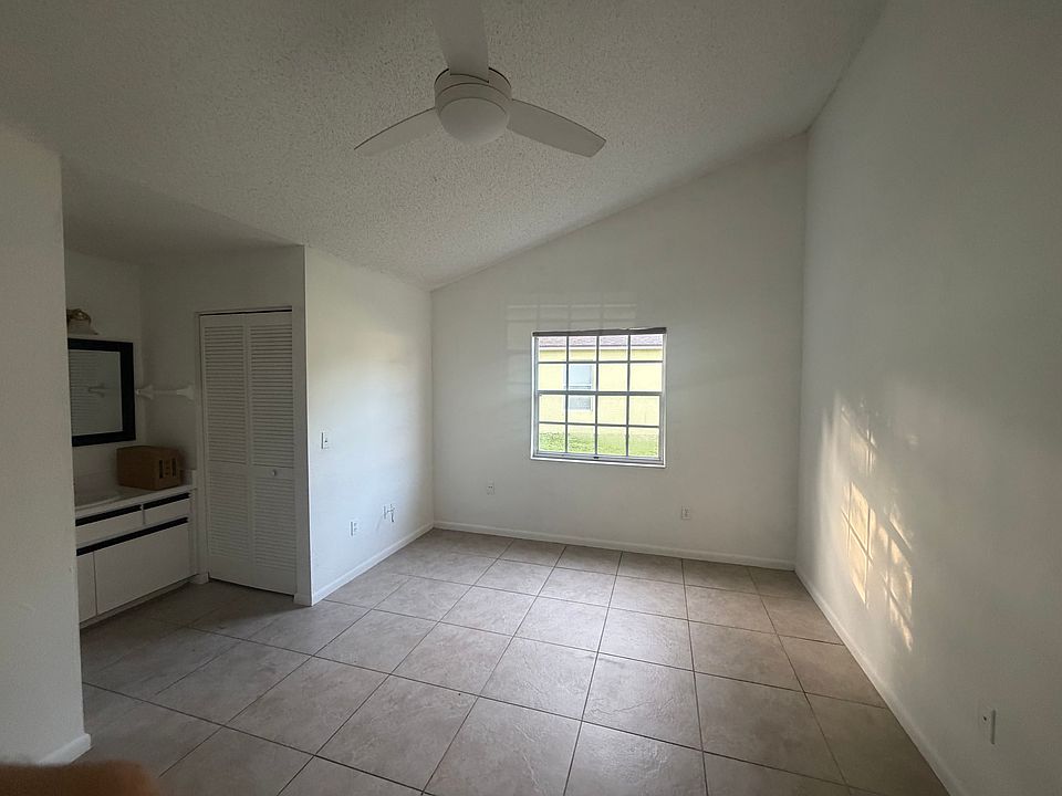 1st image of 91 Wellwood Ln #B