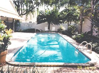 7900 Canterbury Ln, Plantation, FL 33324