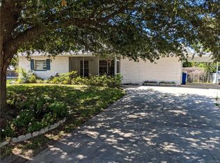 1236 NE 3rd St, Crystal River, FL 34429