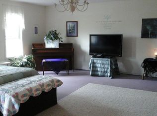 1264 Lee Rd, Bluffs, IL 62621