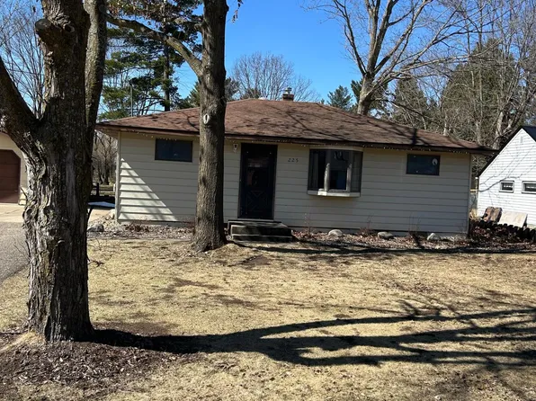 225 S Church St, Woodville, WI 54028