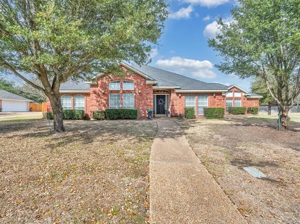 856 Country Lane Dr, Mc Gregor, TX 76657