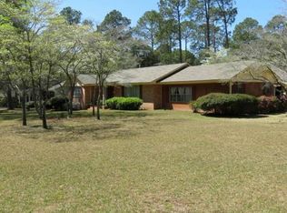 153 Alabama Dr, Tifton, GA 31794