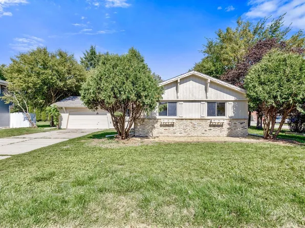 236 East Monroe AVENUE, Hartford, WI 53027