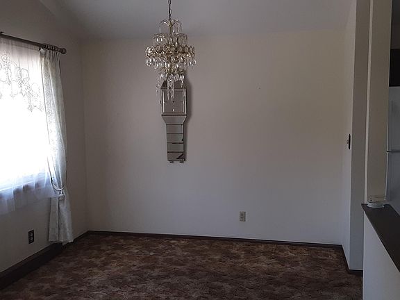 4th image of 5954 S Robert Ave