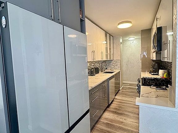 2nd image of 2650 Ocean Pkwy APT 6N