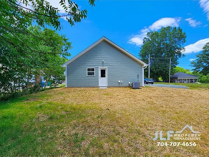 1117 Wiscassett St — Photo 12