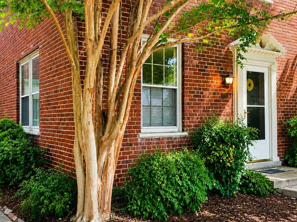 1210 S Barton St Unit 331, Arlington, VA 22204