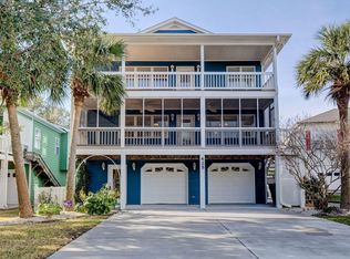 425 4th Ave, Kure Beach, NC 28449