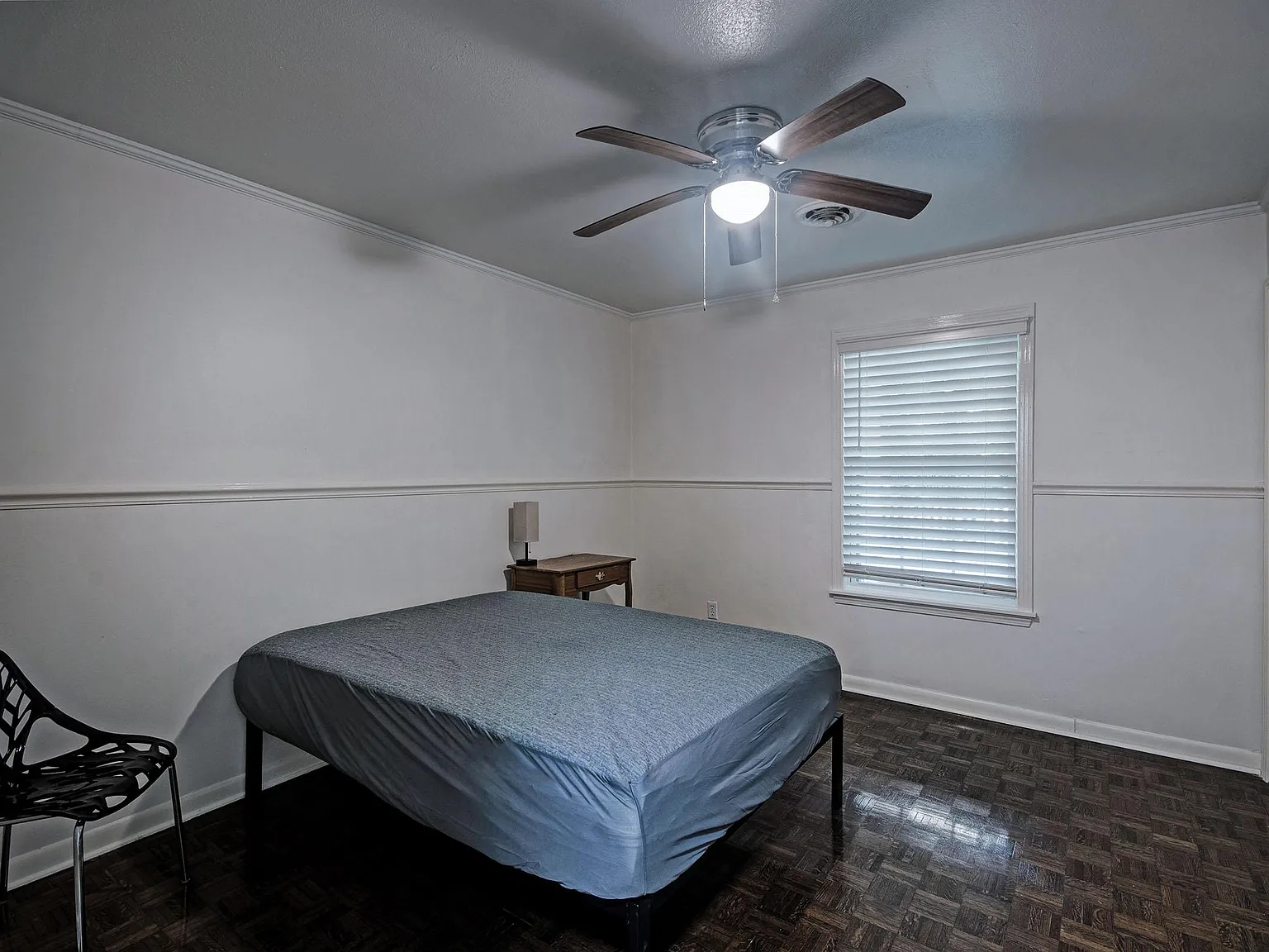 4 bed, 3.0 bath, 2616 sqft, $910 — Photo 3