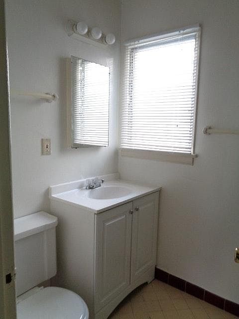 Full Bath Room