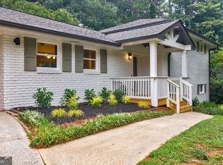 2000 Hollidon Rd, Decatur, GA 30033