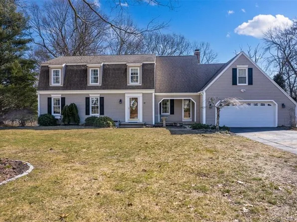 49 Beacon Hill Drive, Waterford, CT 06385