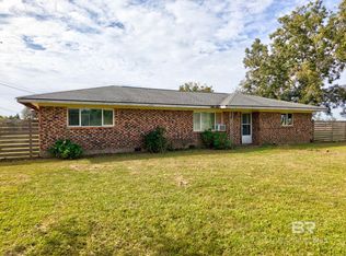 28752 Gardner Rd, Elberta, AL 36530