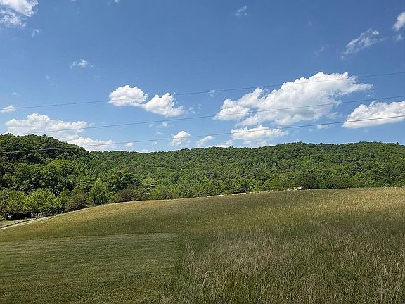 4th image of 1441 Green Valley Rd