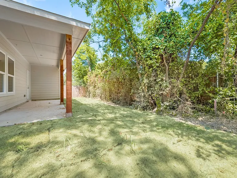 3012 Silver St — Photo 8
