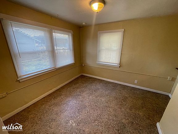 3rd image of 706 1/2 S 7th Ave #1/2