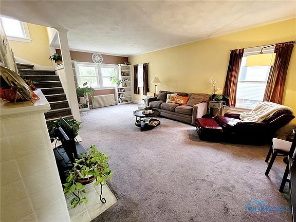3rd image of 2658 Brookford Dr