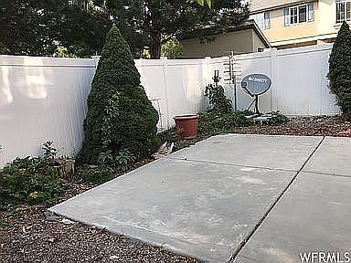 2nd image of 6818 Garonne Ct