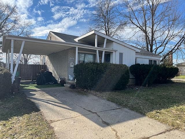 1st image of 32391 Loomis Dr