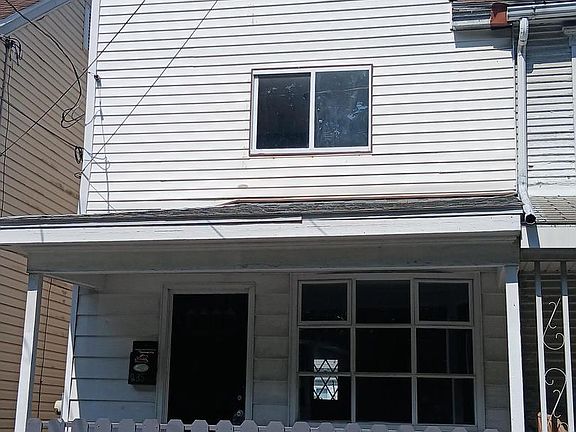 3rd image of 235 N Front St