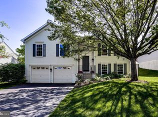 9519 Kings Grant Rd, Laurel, MD 20723