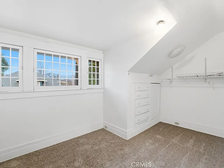 1200 Cedar Ave — Photo 35