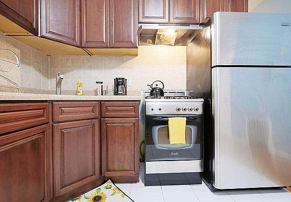3rd image of 500 Jefferson Ave #2D
