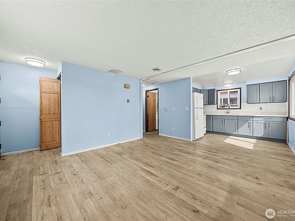 5th image of 6919 Carleton Avenue S
